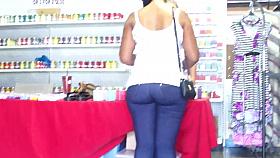 Ass Sittin' Pretty In Dem Jeans!!