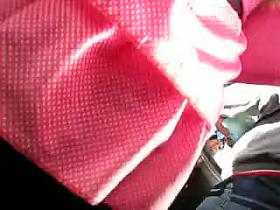 metiendo mano en el metro