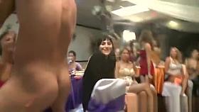 Dancingcock Crazy Party Girls