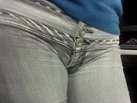 cameltoe companera del trabajo 2