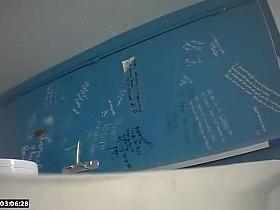 Girl spied by voyeur pissing