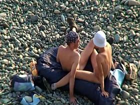 He licks her as a thank you for a blowjob