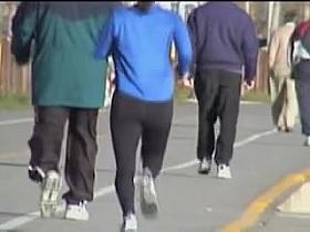 Running in the street amateur babe is shaking her candid ass 01t