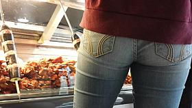 CUTE LITTLE ASS - FROM DOWN UNDER