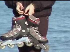 Candid voyeur video with girl in sports costume on beach 08v