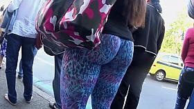 Bubbly ass and pussy bulge