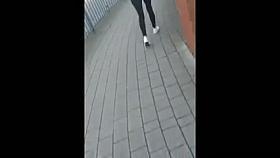 hoe waiting on a corner