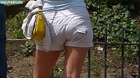 Sexy ladies in shorts spied on the street