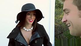 Milf Ariella and teen Angel sucking dong threesome