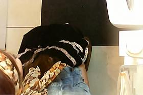 Voyeur pissing and pussy cleaning of amateur chick