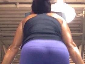 Sexy Arabic ass faceshot