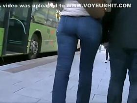 Tight ass that looks very spankable