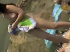 Nice view of her ass when she bends over