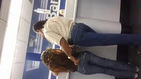 NALGUEADA EN BANAMEX ESPOSA (TOUCH ASS)