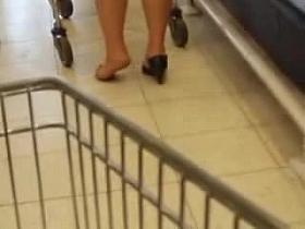 Shopping in one shoe