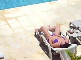 Spy hot bikini masturb