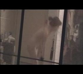 Window Voyeur: Asian changing