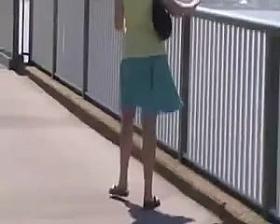Windy Upskirt 4