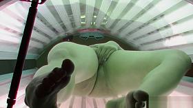 Masturbating Girl has no Idea about the Camera