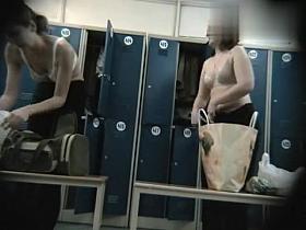 Hidden Camera Video. Dressing Room N 27