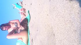 Candid teen Feet and toes at the Beach