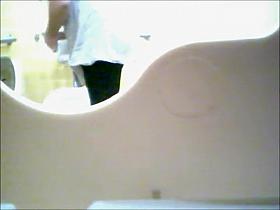 Mexican maid spied as she urgently peed