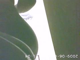 My friends sister in bathroom 4