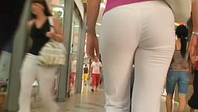 Street voyeur brunette ass on video