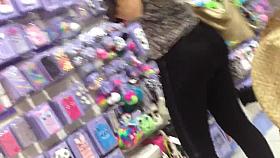 Petit string et bon cul dans legging