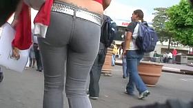 Smart and clever voyeur has a street candid video