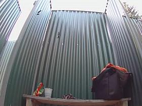 Blowjob in the beach shower cabin (Camaster)