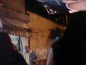 COMIENDO JEANS EN EL METRO 2