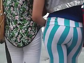 Hot ass teen in tight leggings