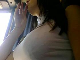 Upskirt in bus(try to knee to push her legs)