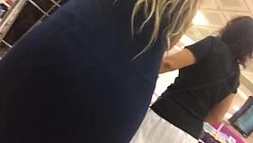 Hot girl that wear thong