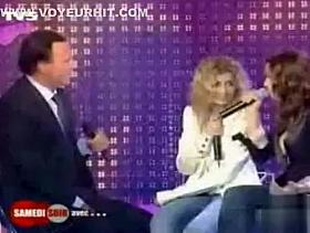 Spanish TV model has breathtaking cleavage