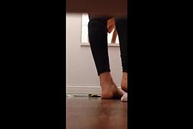 MILF in changing room