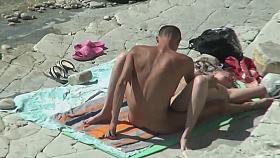 BUTTPLUG OUTDOOR PUBLIC BEACH ORGASM