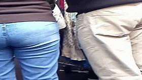 Grabe el culo de mi suegra y mi suegro no se dio cuenta