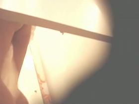 Sexy teen is waving her candid butt for our hunter