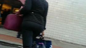 Candid Jamaican milf bubbled out booty