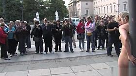 Master anal fucks big ass slave outdoor