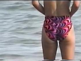 Spycam girls sexily shaking their shorts and bikini butts 06zf