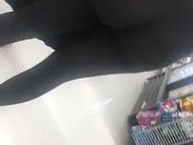 Lightskin Ass Candid