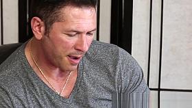 Massage loving babe gets jizzed on pussy