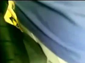 Encoxada na coroa crente, onibus vazio.