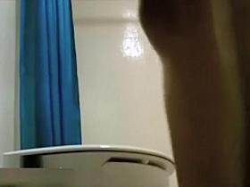 Cam caught her pee before a shower