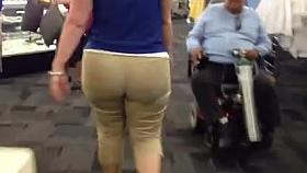 Big Ole Booty White Girl