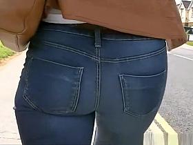 Woman in tight jeans nice ass