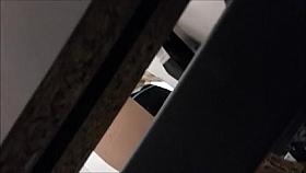 Cabine essayage Brune en sous vetement